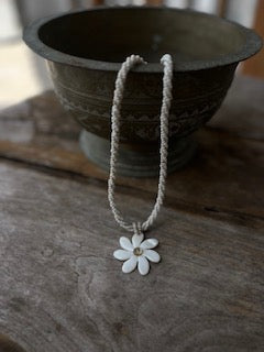 Flower Beaded Shell Necklace